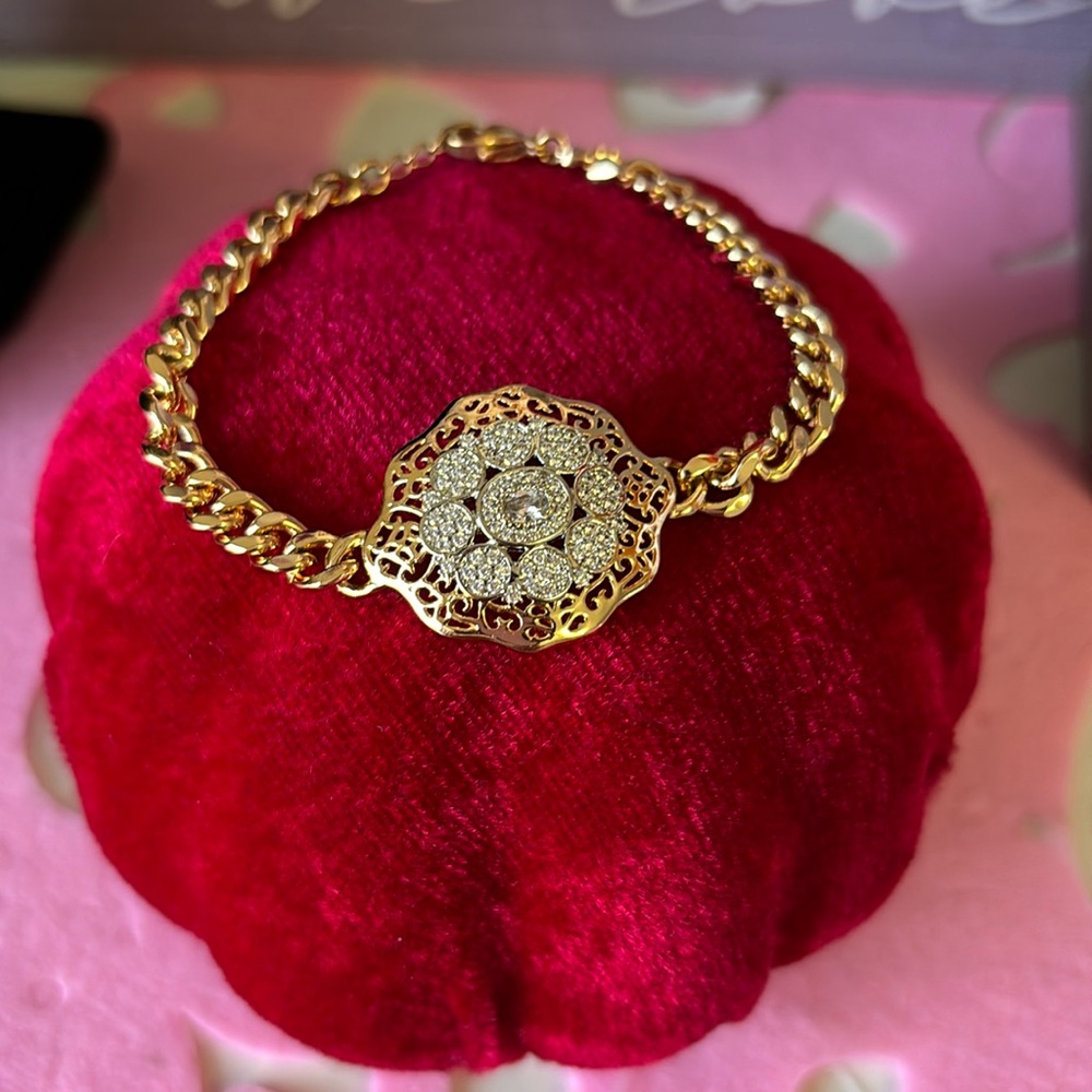 Pulsera 18 k gold plated cubana